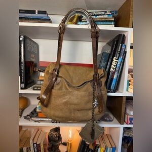 Henry Beguelin Leather Shoulder Bag with Strap Detail